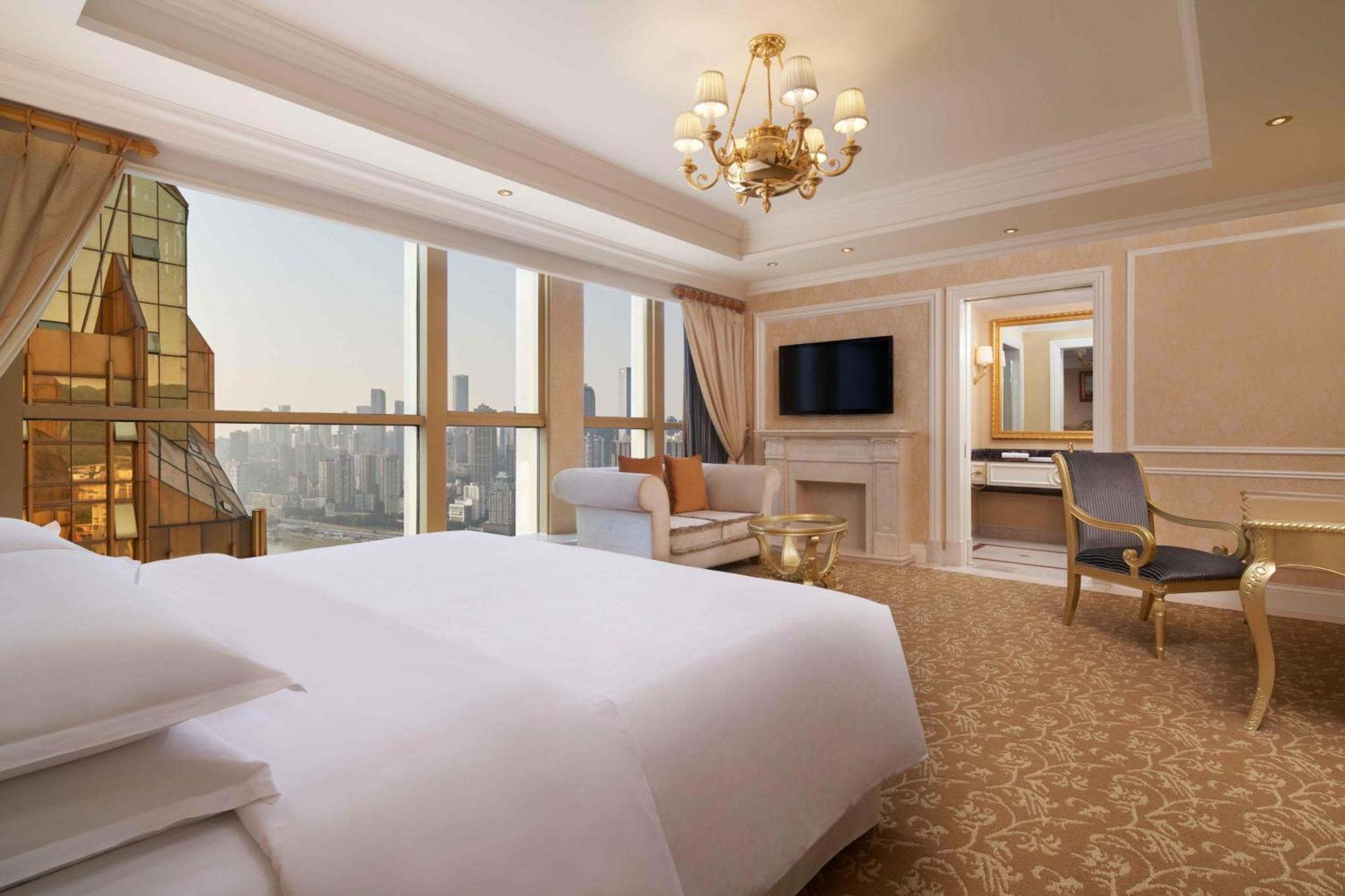 Sheraton Chongqing Hotel Экстерьер фото